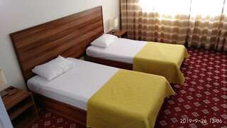 Отель Silk Way Hotel Актау Двухместный номер эконом-класса с 2 отдельными кроватями-9